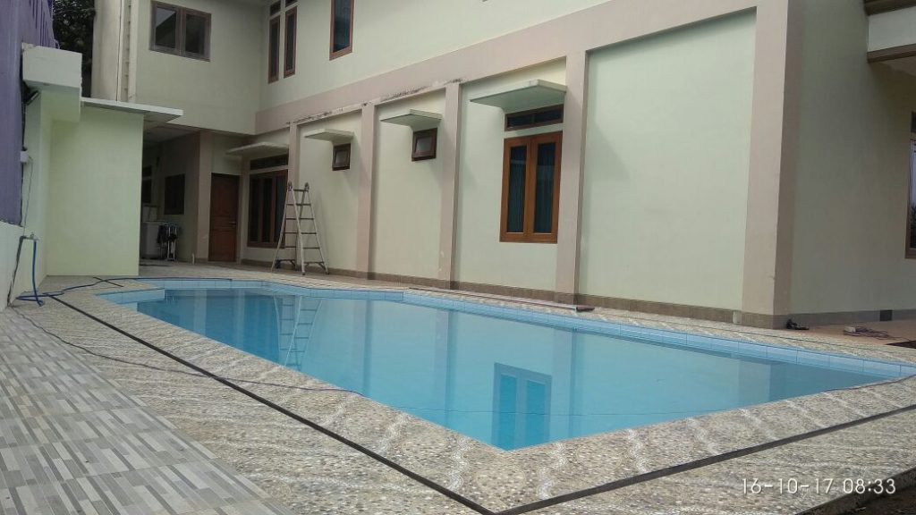 Private pool