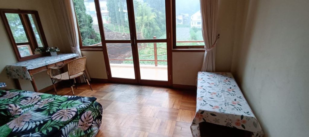 mini balkon room